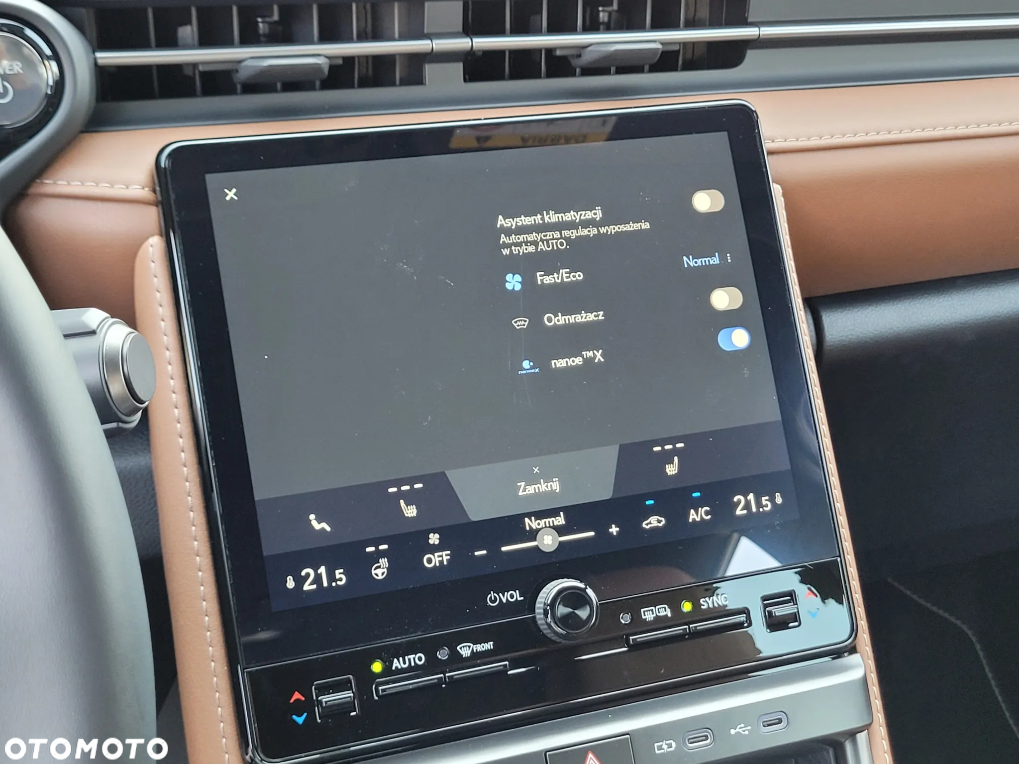 Lexus LBX 1.5 Hybrid Relax AWD - 23