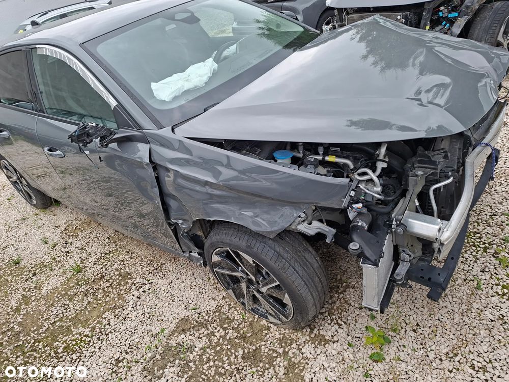 Peugeot 308 - 4