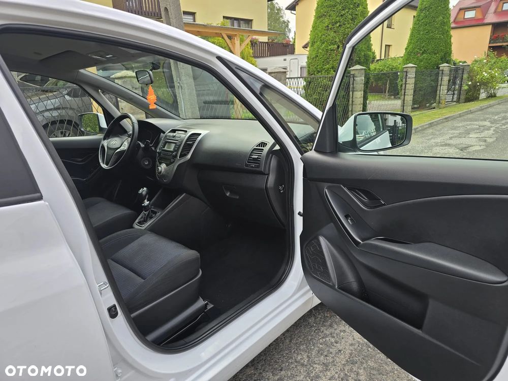 Hyundai ix20 1.4 blue Comfort - 29