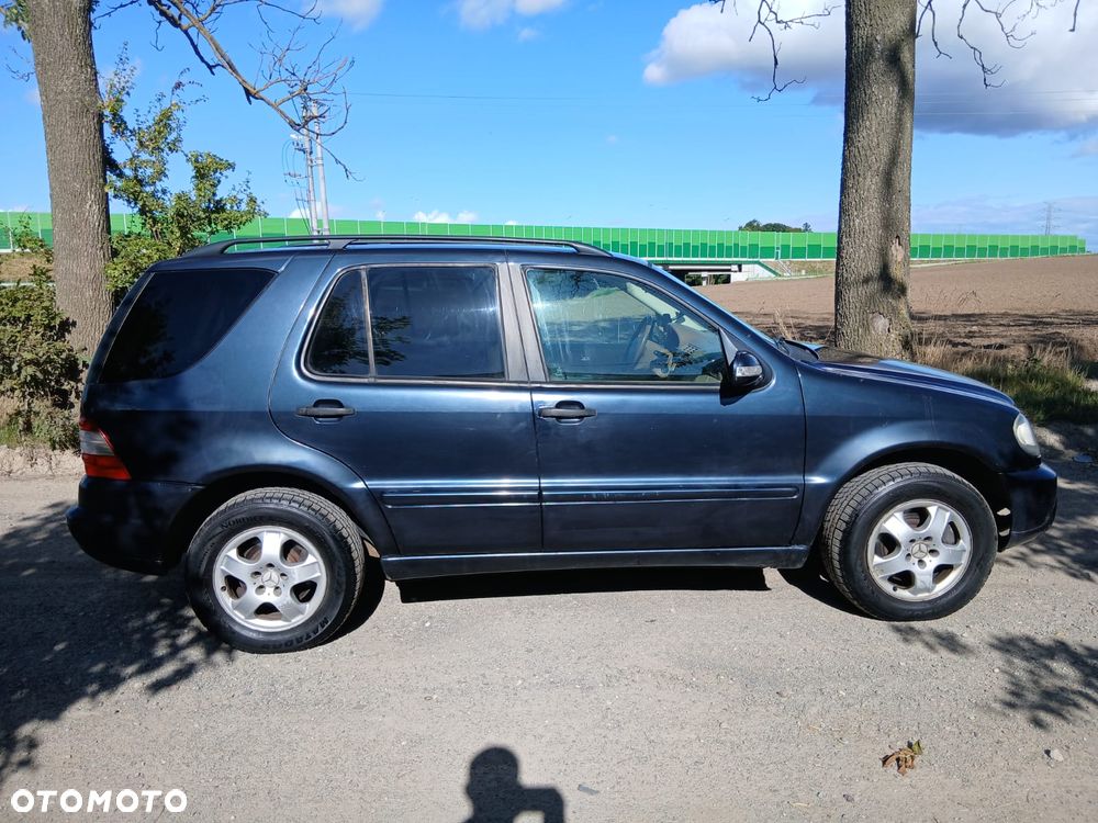 Mercedes-Benz ML - 10