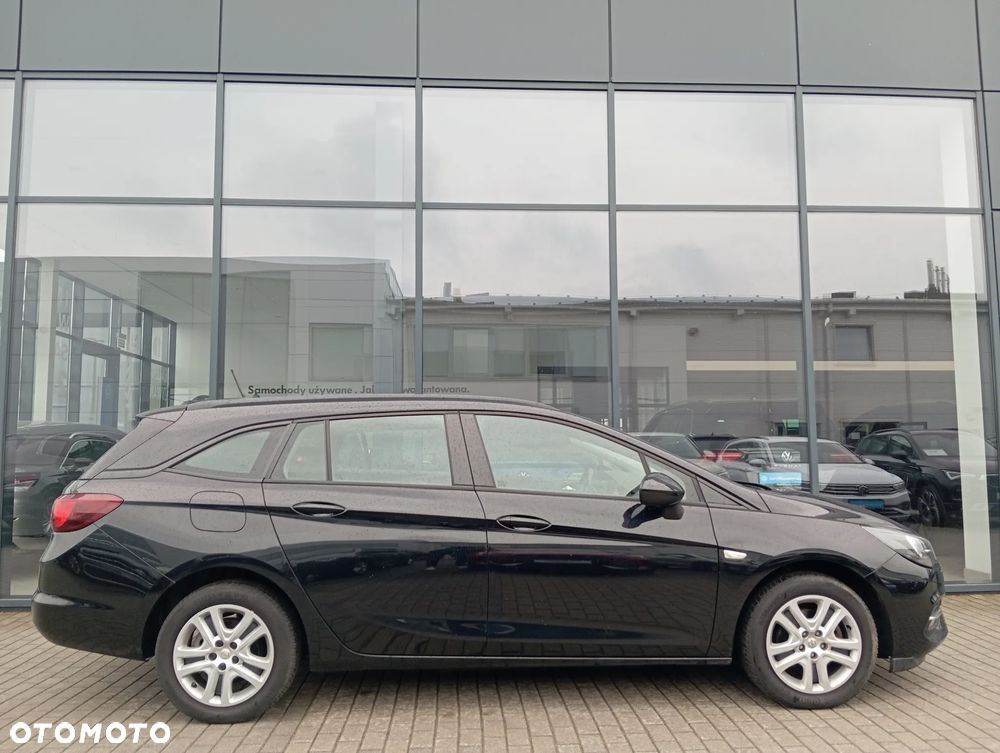 Opel Astra 1.2 Turbo Business Edition - 4