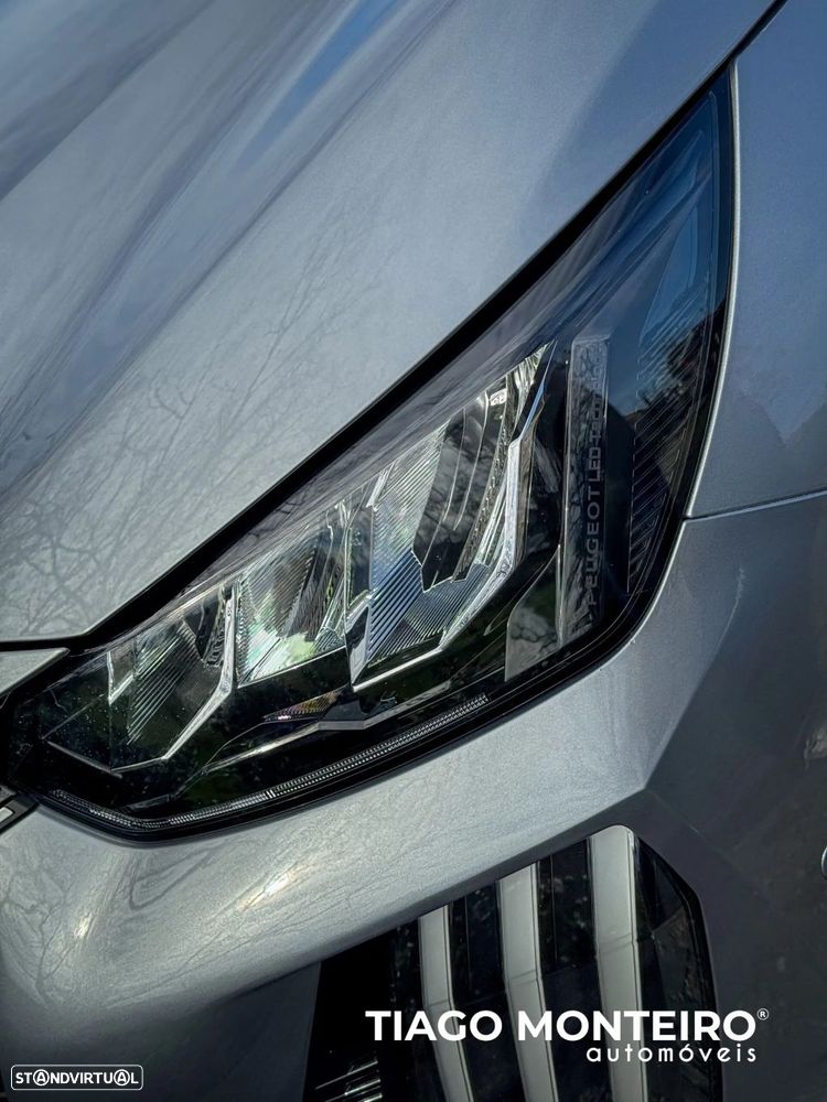 Peugeot 208 1.2 PureTech Allure - 19