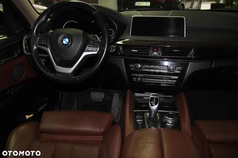 BMW X6 35i xDrive - 12
