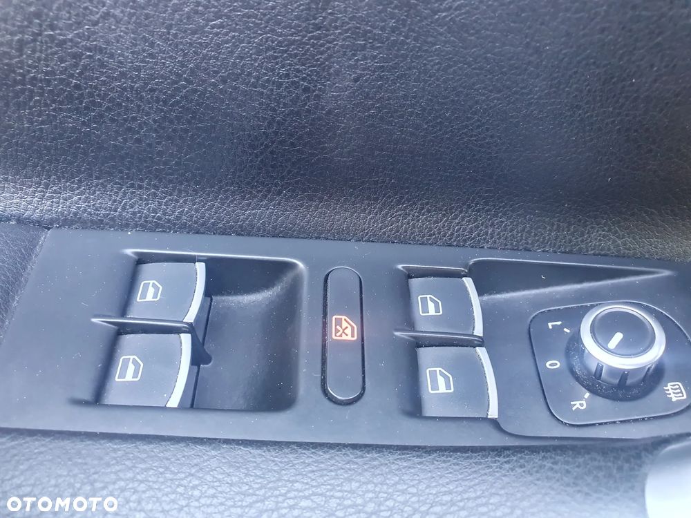 Volkswagen Passat 2.0 TDI Comfortline - 25