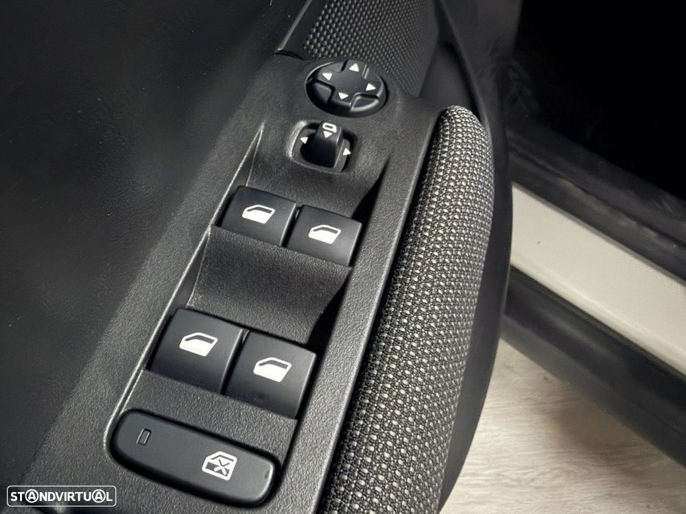 Citroën C3 Aircross 1.2 PureTech Feel Pack - 19