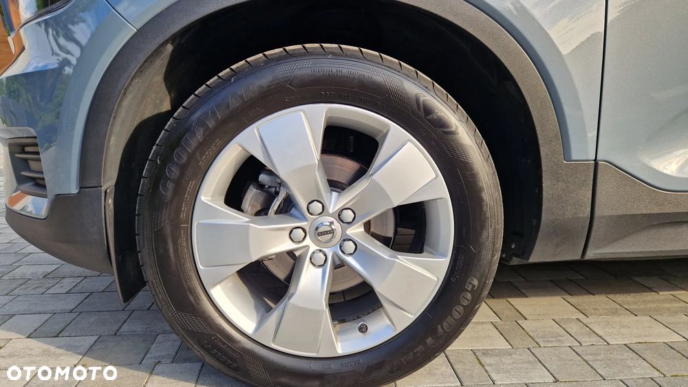 Volvo XC 40 T3 Momentum - 13