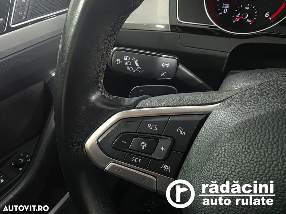 Volkswagen Passat 1.6 TDI DSG Comfortline - 17