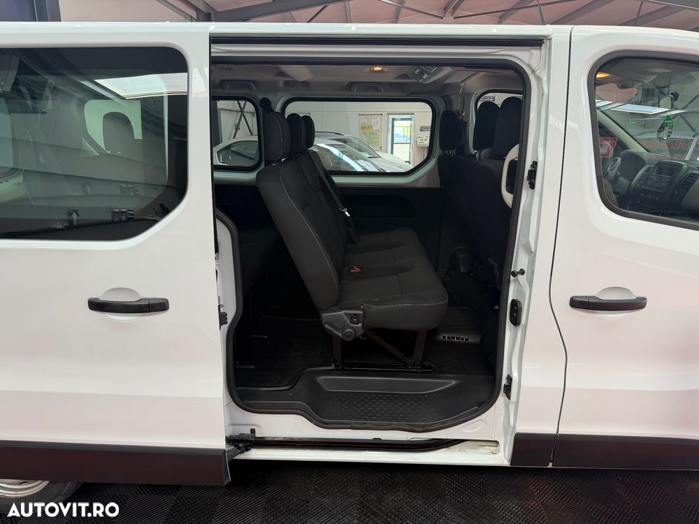Renault Trafic Combi L2H1 7+1 Expression - 12
