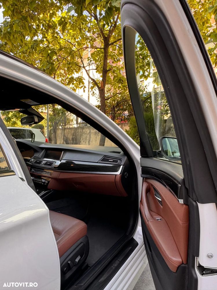 BMW Seria 5 520d xDrive AT - 7