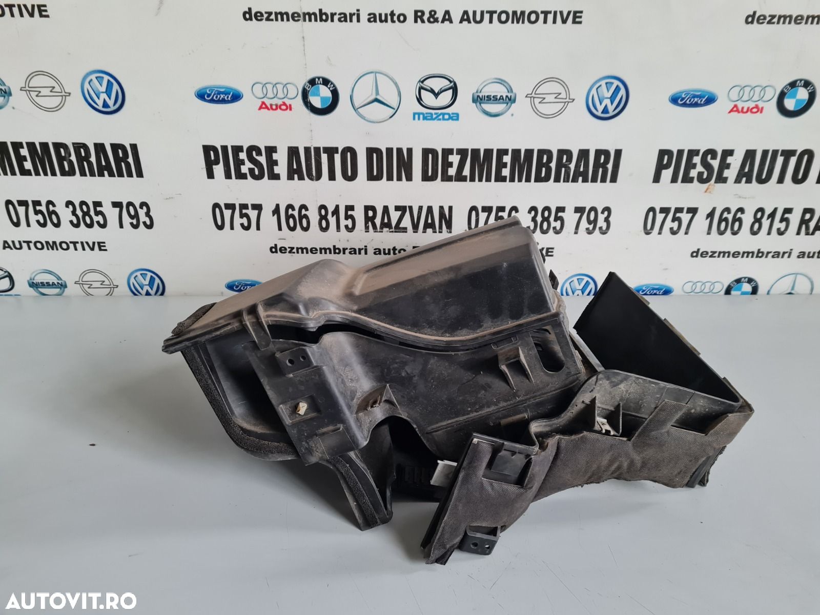 Carcasa Suport Baterie Range Rover Sport L320 An 2005-2006-2007-2008-2009-2010-2011-2012 Volan Stan - 1