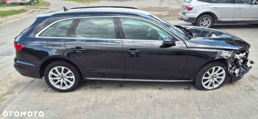 Audi A4 Avant 35 TFSI mHEV Advanced S tronic - 4