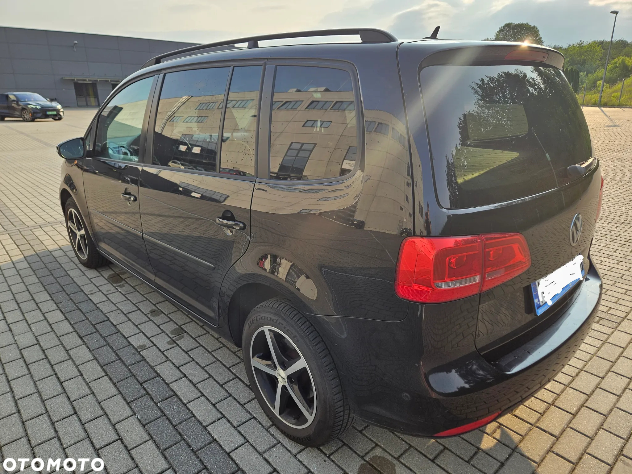 Volkswagen Touran 1.4 TSI Comfortline - 3