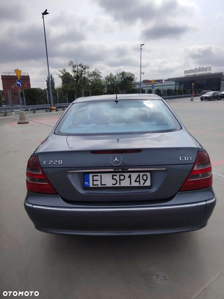 Mercedes-Benz Klasa E 220 CDI Automatik Avantgarde DPF - 5