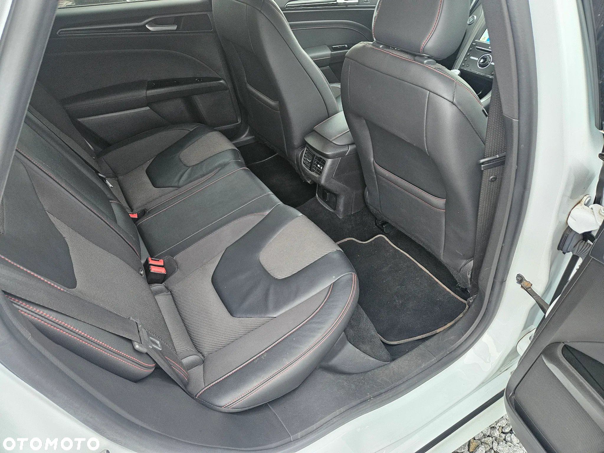 Ford Mondeo 1.5 EcoBoost Start-Stopp ST-Line - 17