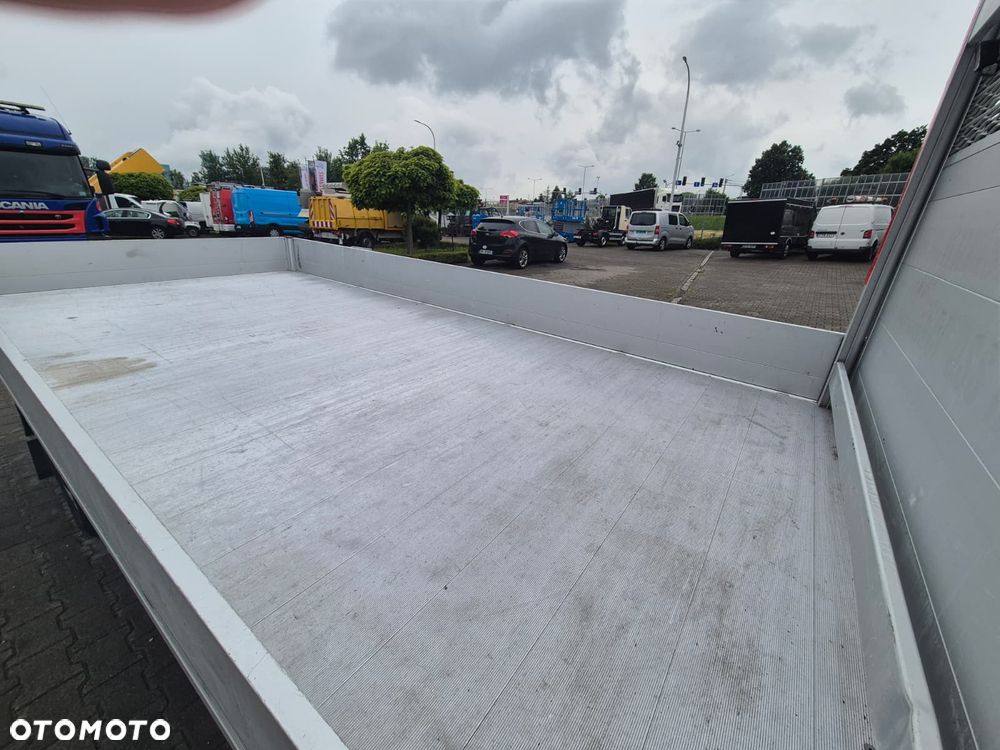 MAN TGE 3.180 2.0 TDi DSG / SKRZYNIA / DŁUGA / ALUMINIOWA / BEZWYPADKOWY / SERWISOWANY / STAN WZOROWY / EURO 6 - 17