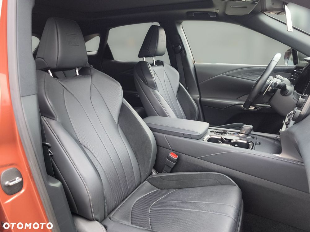 Lexus RX - 9