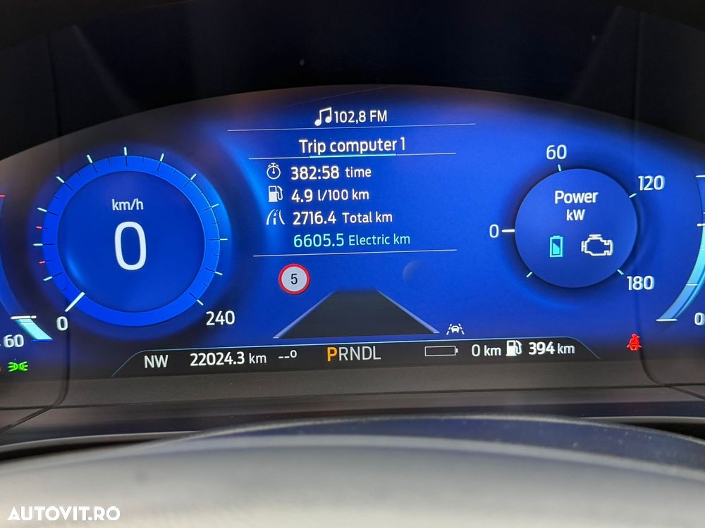 Ford Kuga - 16