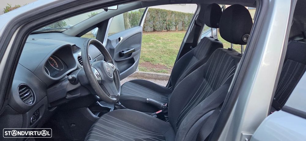 Opel Corsa 1.3 CDTi Enjoy - 9