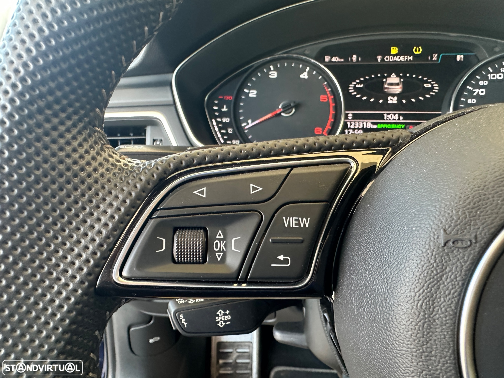 Audi A4 40 TDI quattro S line S tronic - 17