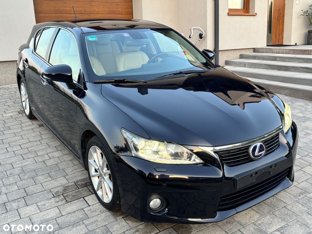 Lexus CT 200h Prestige - 12