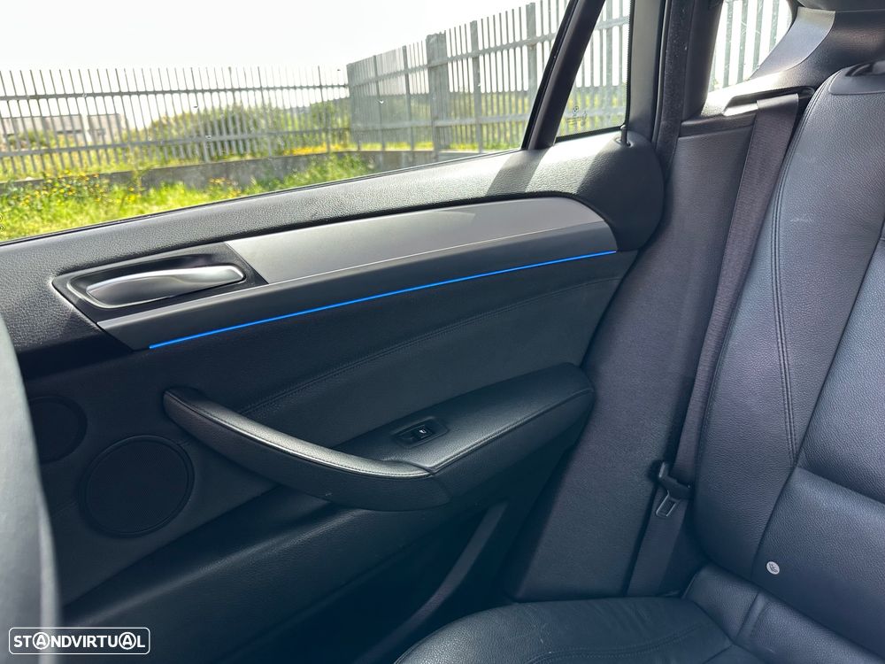 BMW X6 35 d xDrive - 28