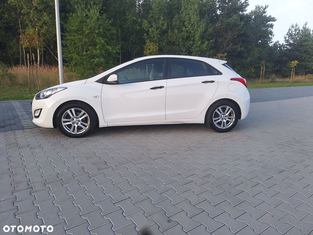 Hyundai i30 1.4 Trend - 3