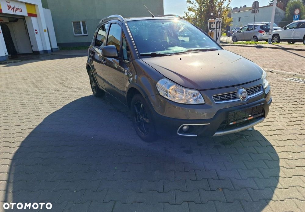 Fiat Sedici - 1