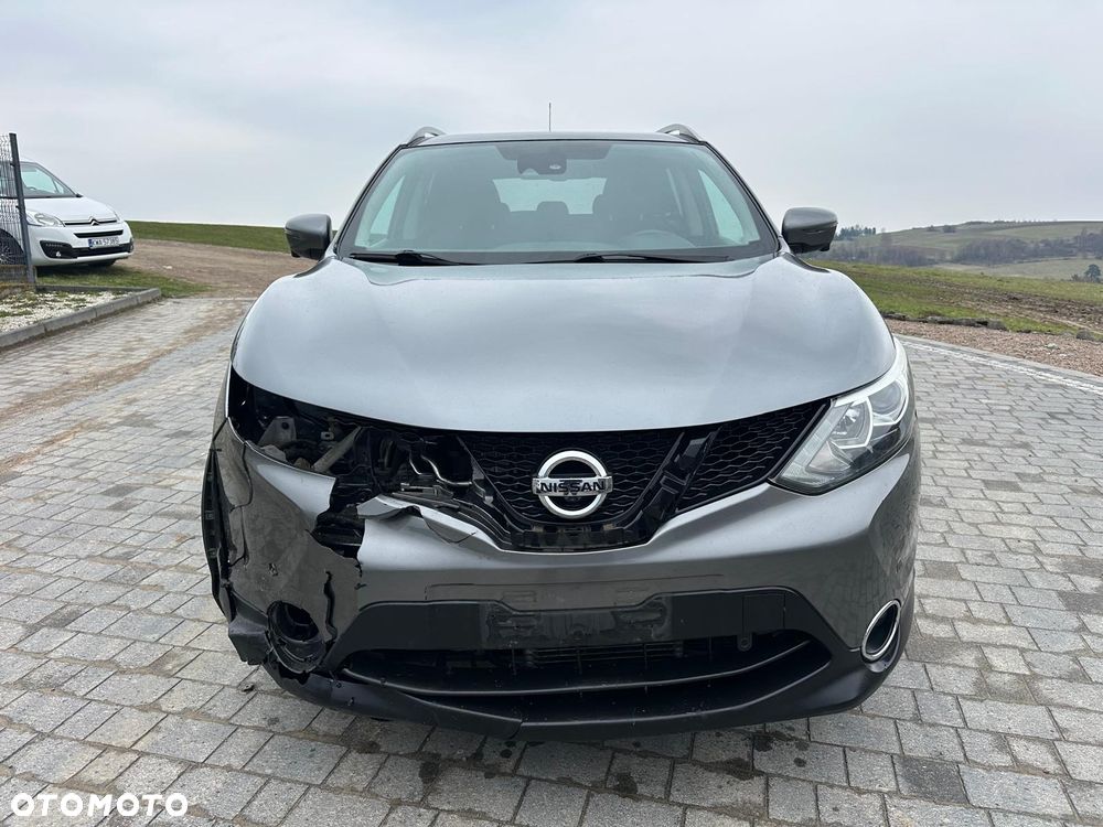 Nissan Qashqai - 2