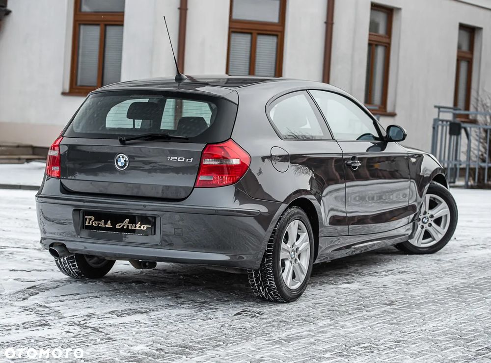 BMW Seria 1 120d DPF Edition Sport - 13