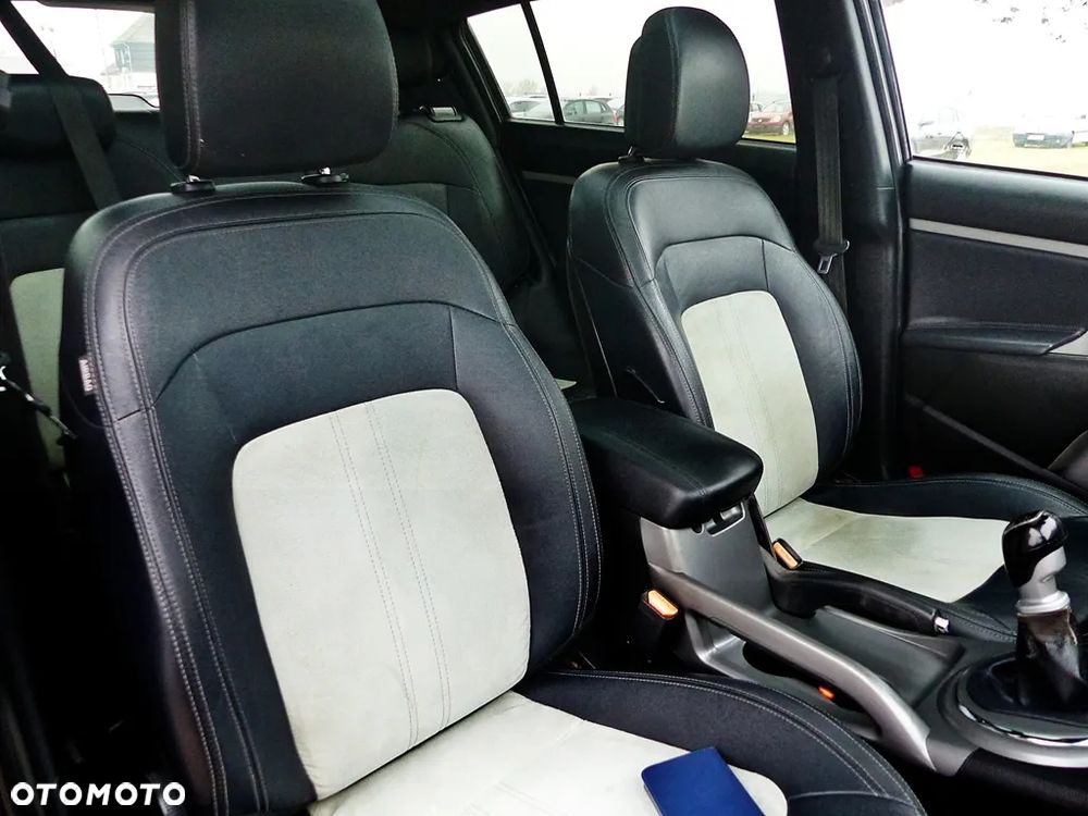 Kia Sportage 1.7 CRDI XL 2WD - 27