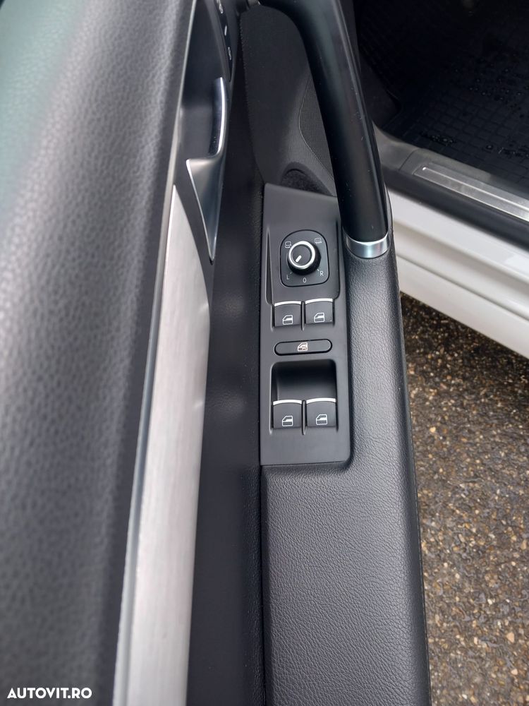 Volkswagen Passat - 15