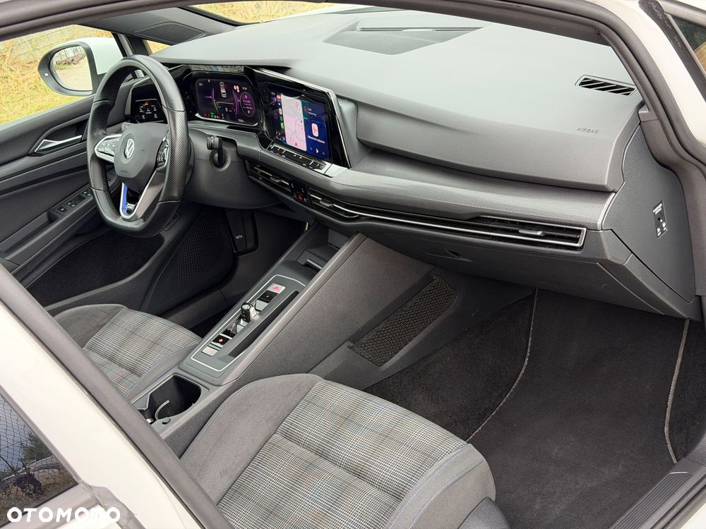 Volkswagen Golf 1.4 eHybrid OPF DSG GTE - 34