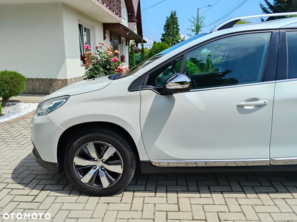 Peugeot 2008 e-HDi FAP 115 STOP & START Allure - 17