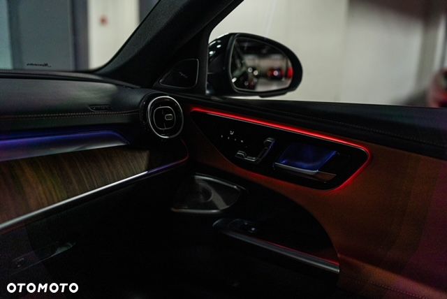 Mercedes-Benz Klasa C 300 d mHEV 4-Matic AMG - 15
