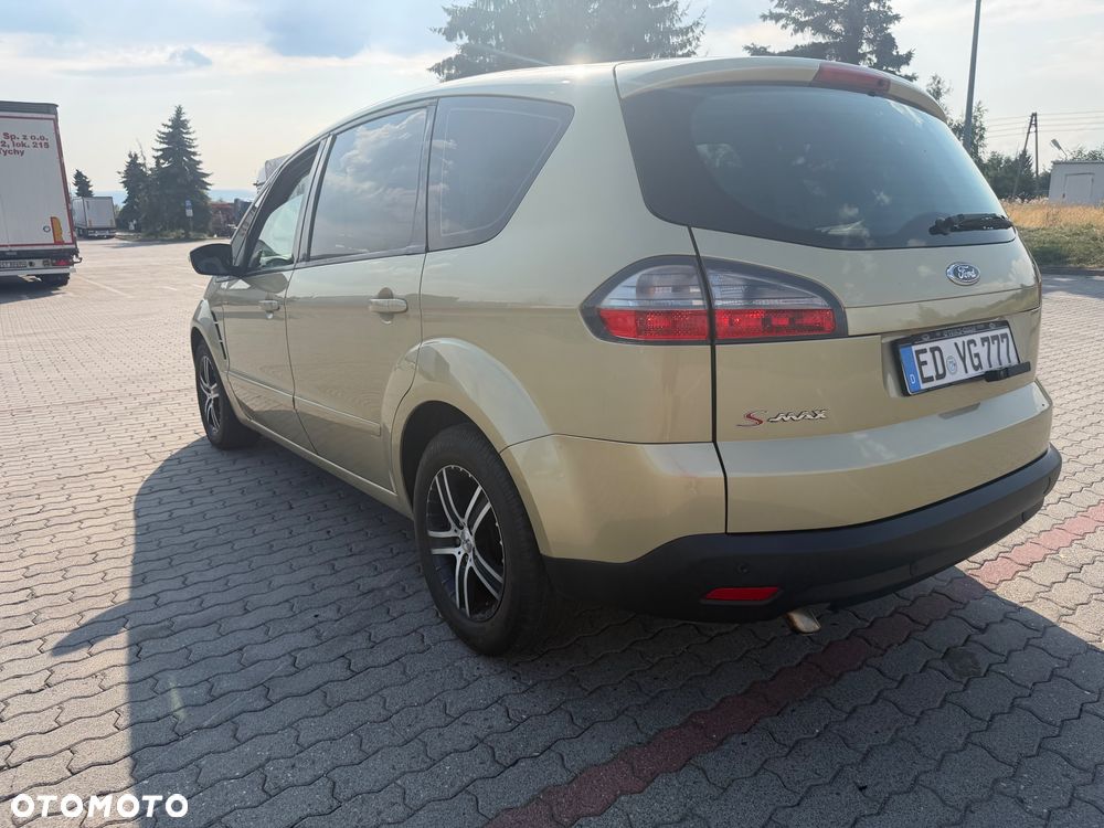 Ford S-Max - 5