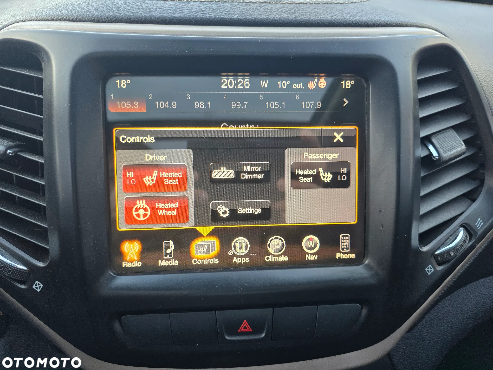Jeep Cherokee - 10