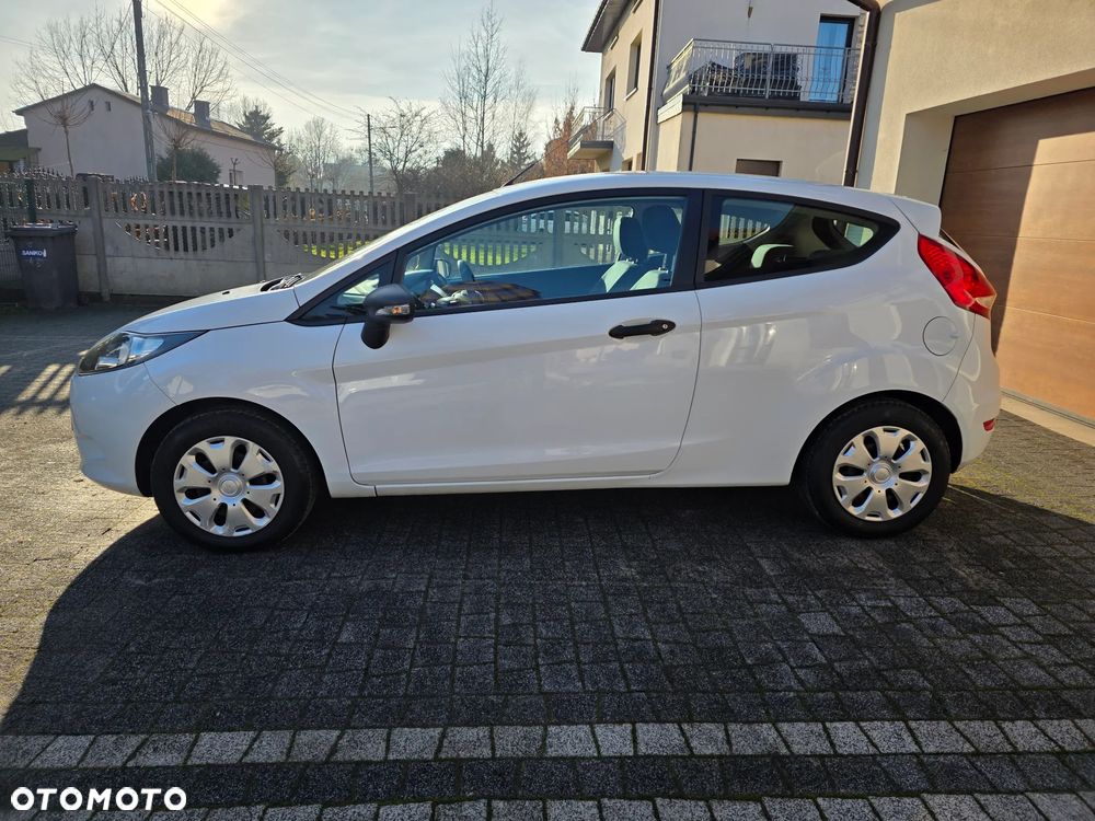 Ford Fiesta 1.25 Ambiente - 10
