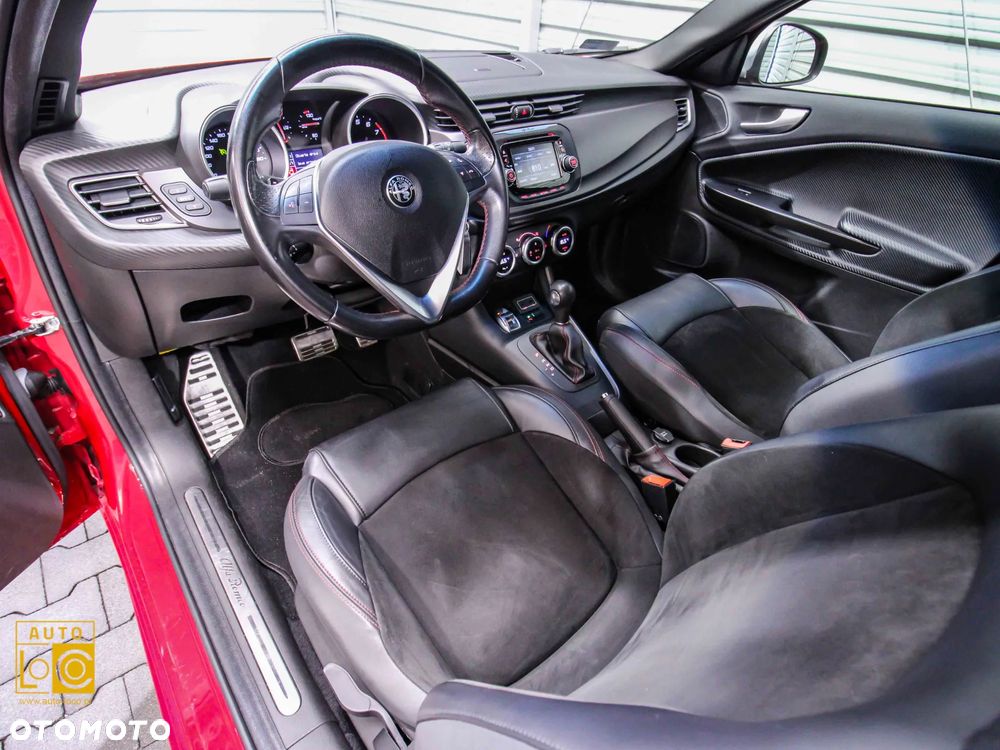 Alfa Romeo Giulietta 1750 TBi Veloce TCT - 17