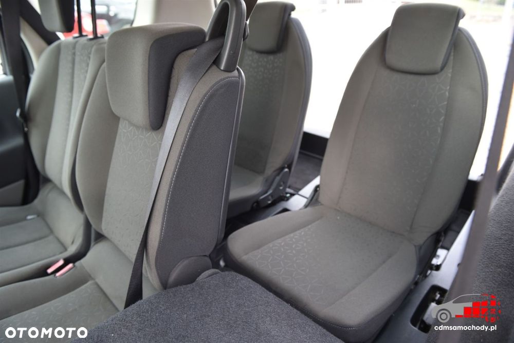 Renault Grand Scenic - 15