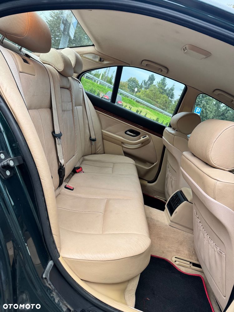 BMW Seria 5 - 13