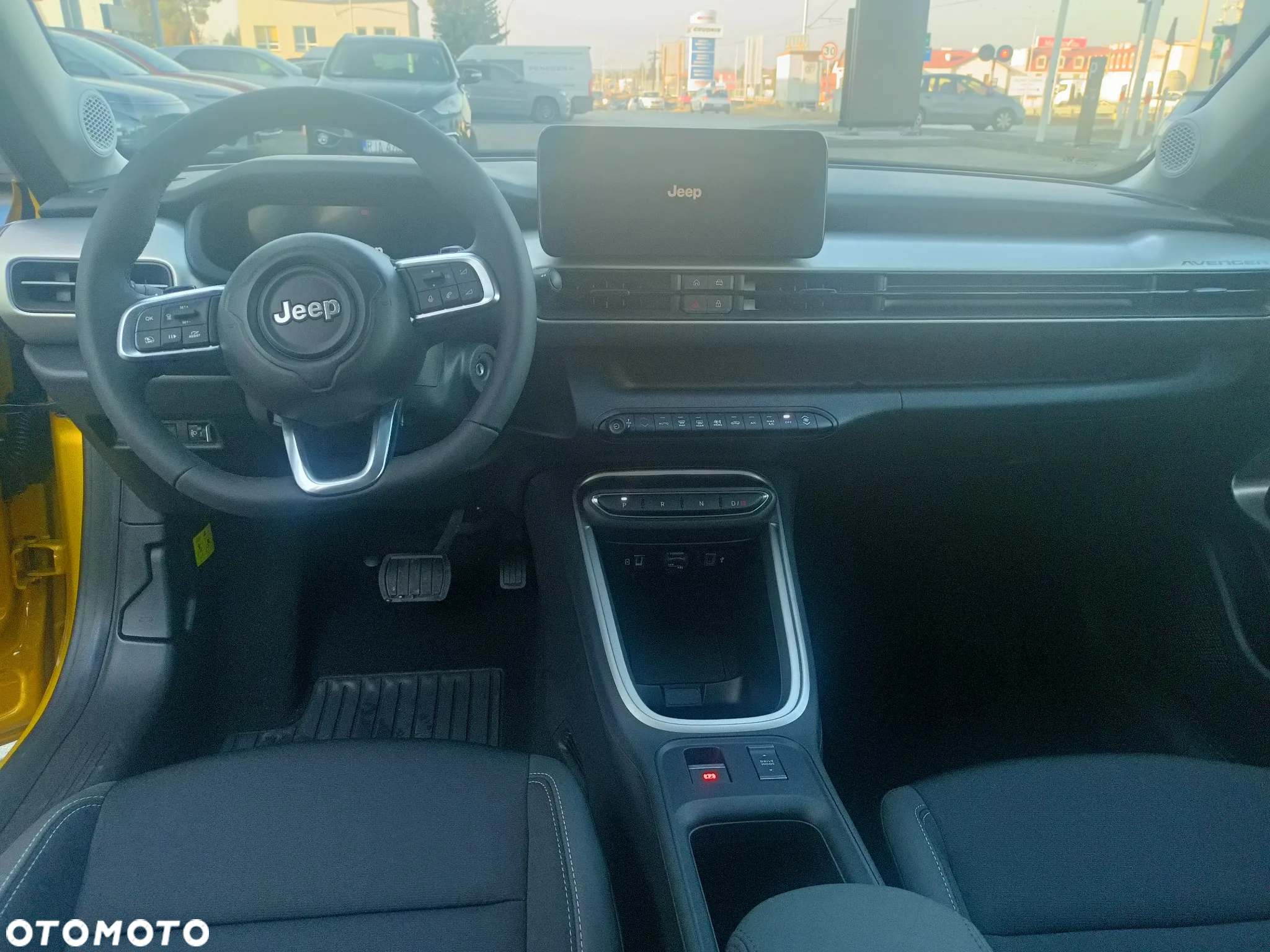 Jeep Avenger 1.2 T3 mHEV Altitude Winter Edition FWD eDCT6 - 10