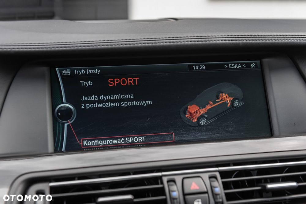 BMW Seria 5 M550d xDrive - 26