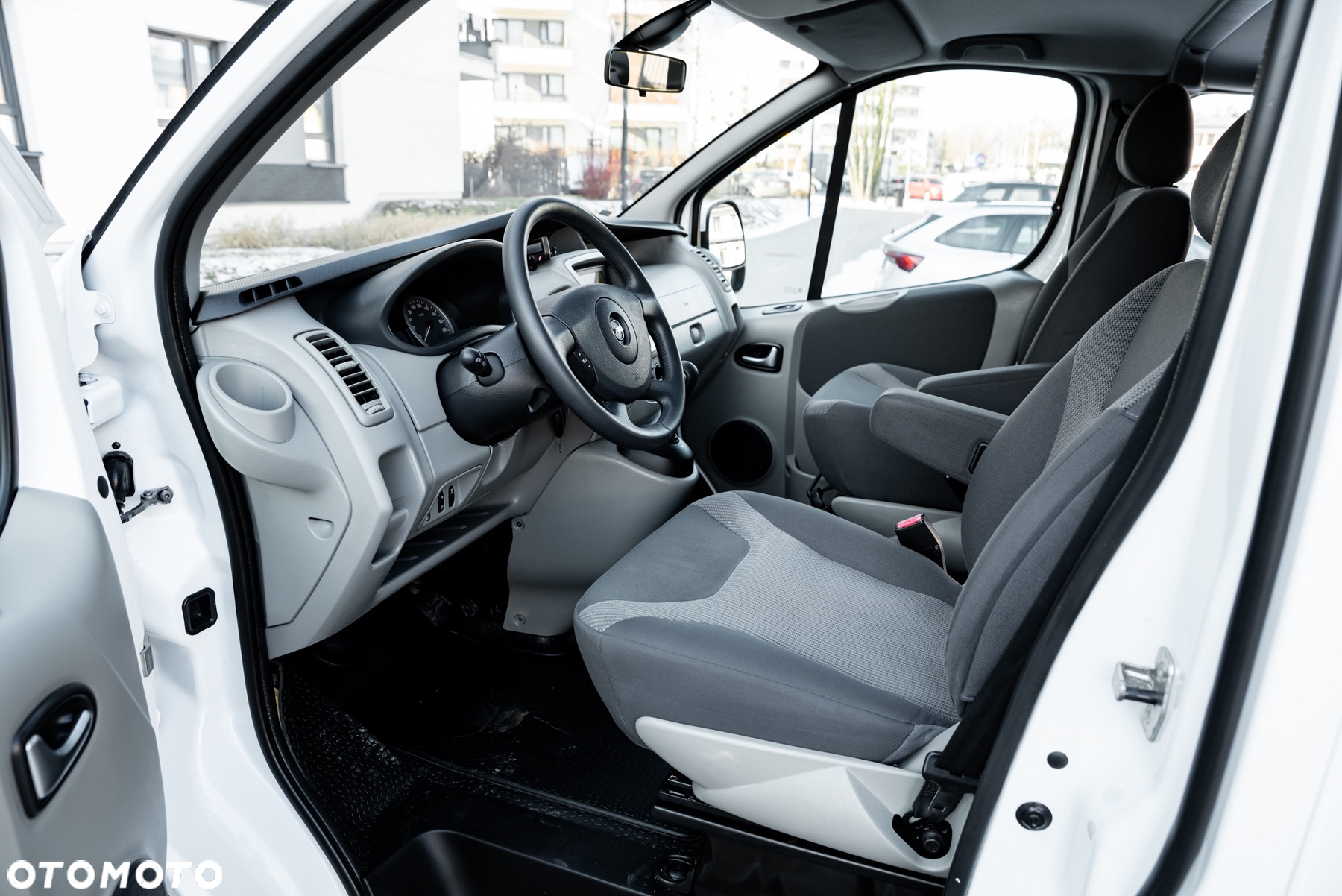 Opel Vivaro 2.5 CDTI L2H1 (Tecshift) Easytronic Life - 17