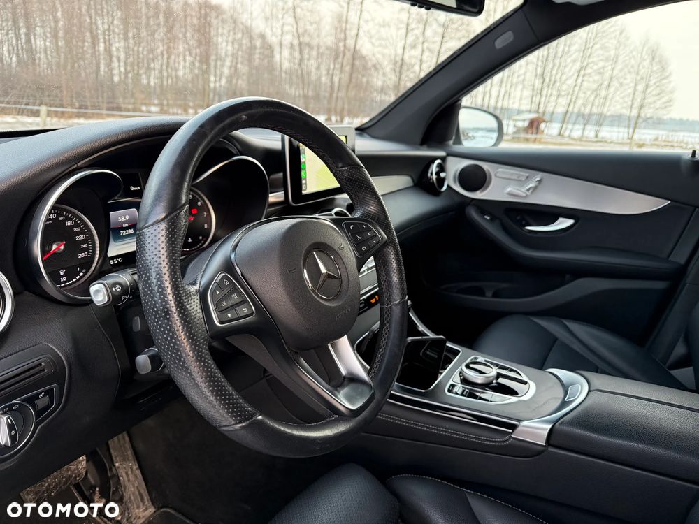 Mercedes-Benz GLC - 12