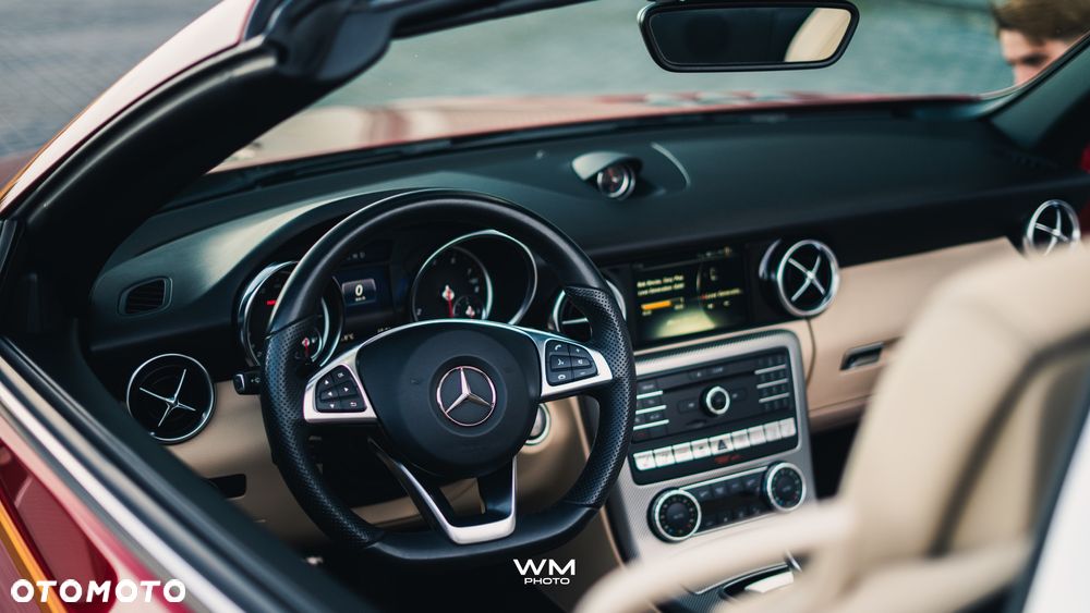 Mercedes-Benz SLC 300 9G-TRONIC - 27