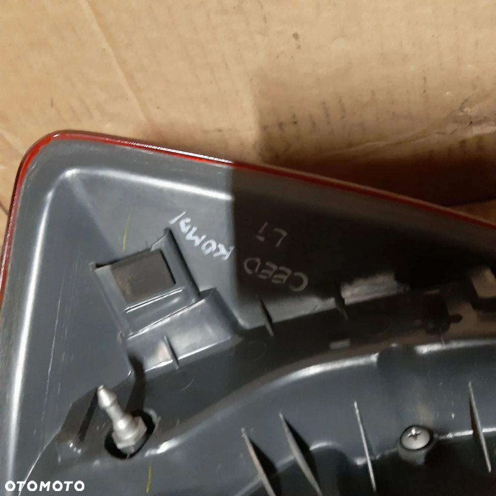 Lampa Tylna Tył Górna + Dolna Lewa Lub Prawa Kia Ceed 06-10 Europa - 12