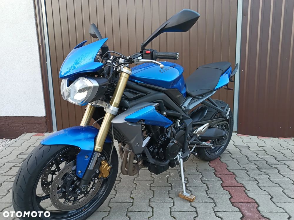 Triumph Street Triple - 18