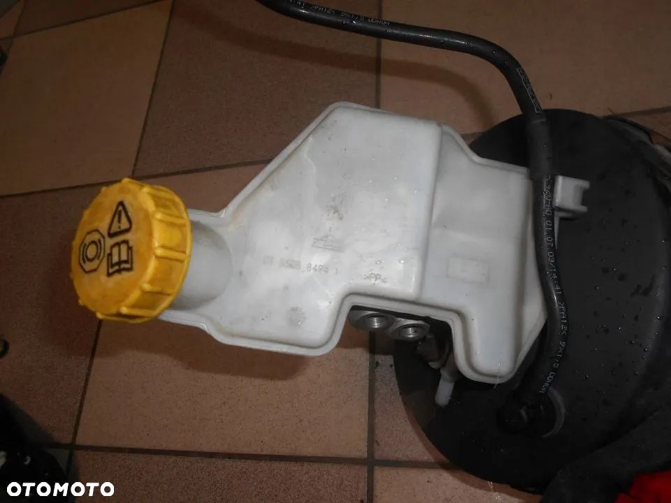 Pompa hamulcowa serwo FORD FIESTA MK6 1,4 TDCI 2S61-2B195-EH - 2