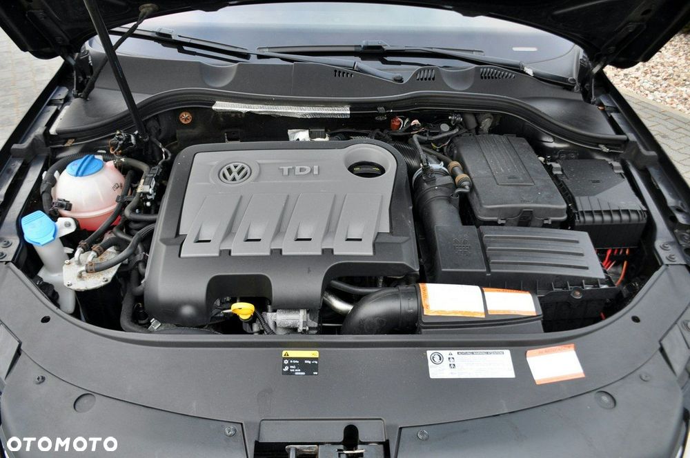 Volkswagen Passat - 39