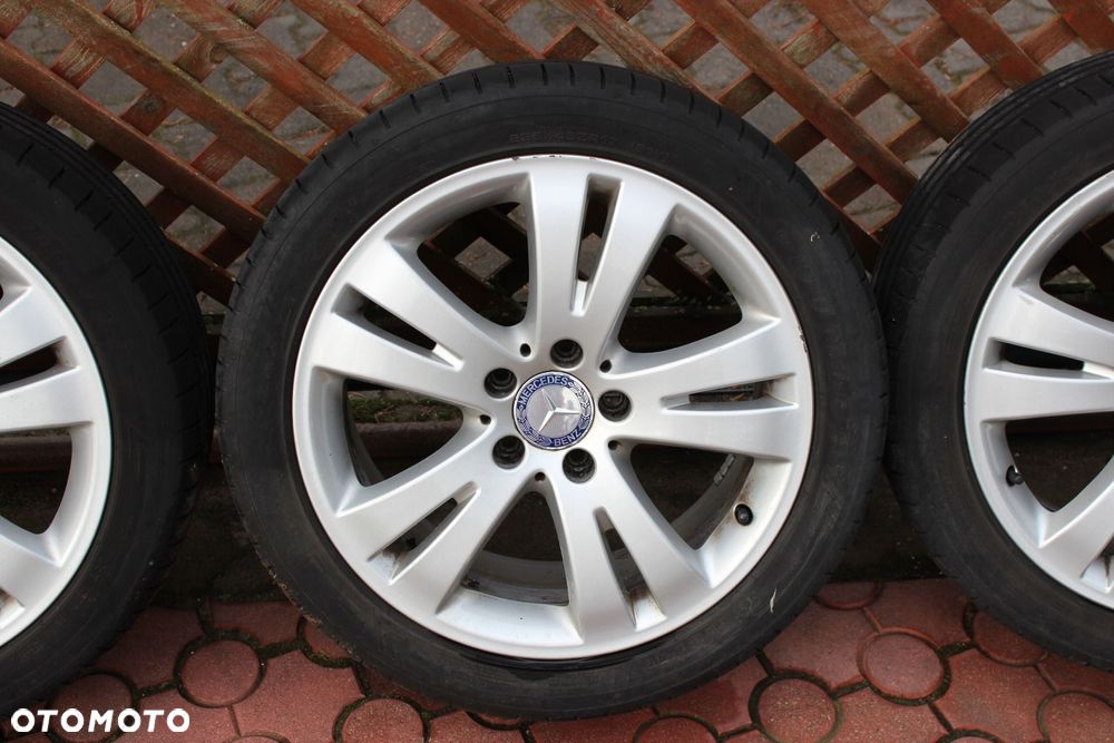 Felga Koło Aluminiowe Mercedes c-klasa W204 225/45 R17 A2044010402 ET47 - 2